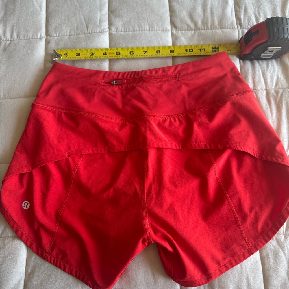 Lululemon size 4 High Rise Speed up Shorts 4in inseam - Picture 4 of 7